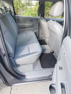 Toyota Hilux 2.5 - 26000 лв. / 13293.59 € - 32238870 13