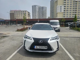 ����� �� �������� �� Lexus UX 250h