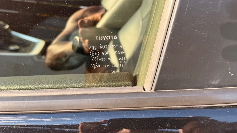 Toyota Rav4 LUXURY PLUS, снимка 12 - Автомобили и джипове - 52401608