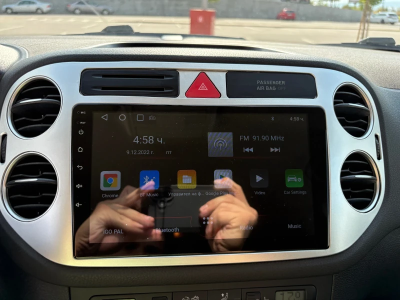 VW Tiguan 2.0 TSI 4Motion Automatic Navi БАРТЕР, снимка 6 - Автомобили и джипове - 52588178