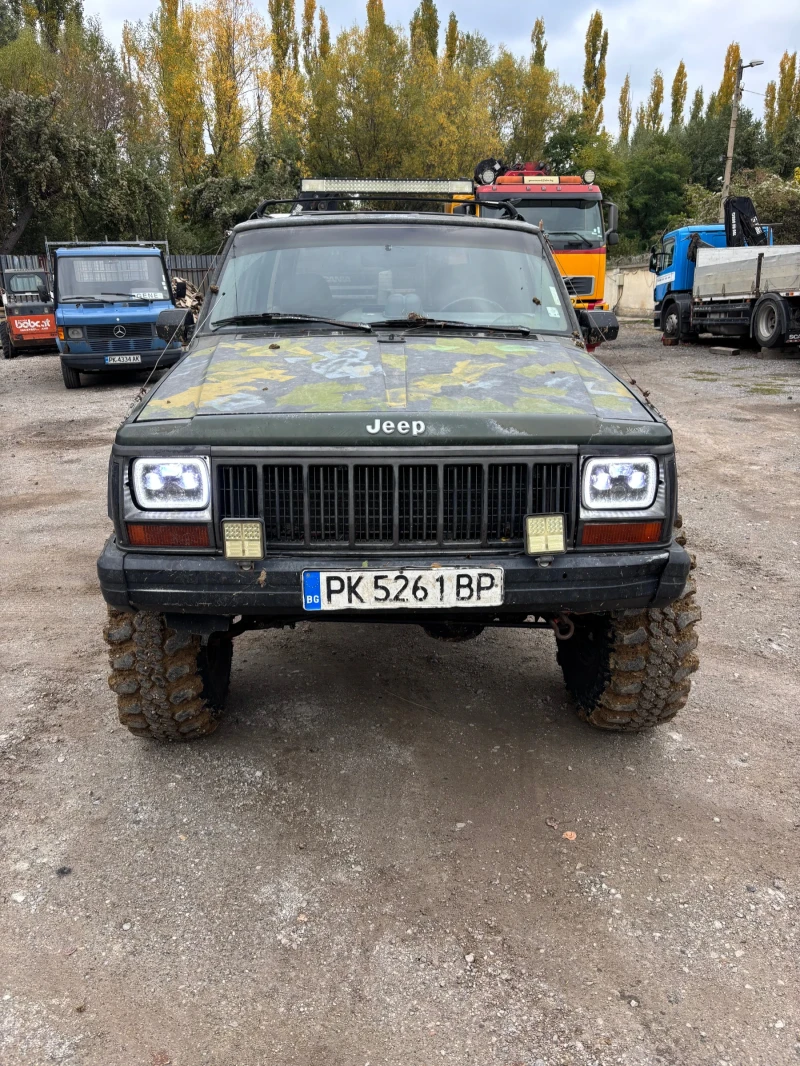 Jeep Cherokee, снимка 3 - Автомобили и джипове - 52042758