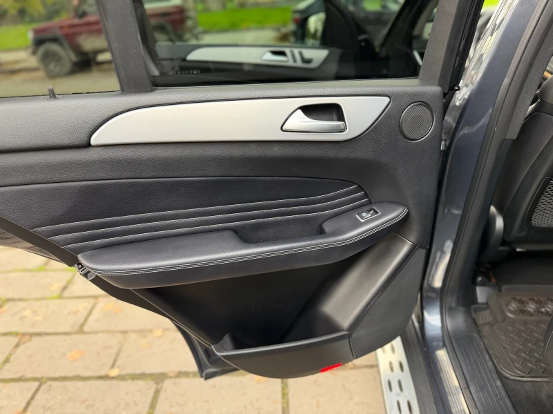 Mercedes-Benz ML 350, снимка 12 - Автомобили и джипове - 52638792