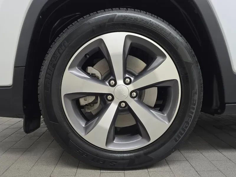 Jeep Cherokee (Kl) 2.4 Limited 2Wd, снимка 5 - Автомобили и джипове - 55190199