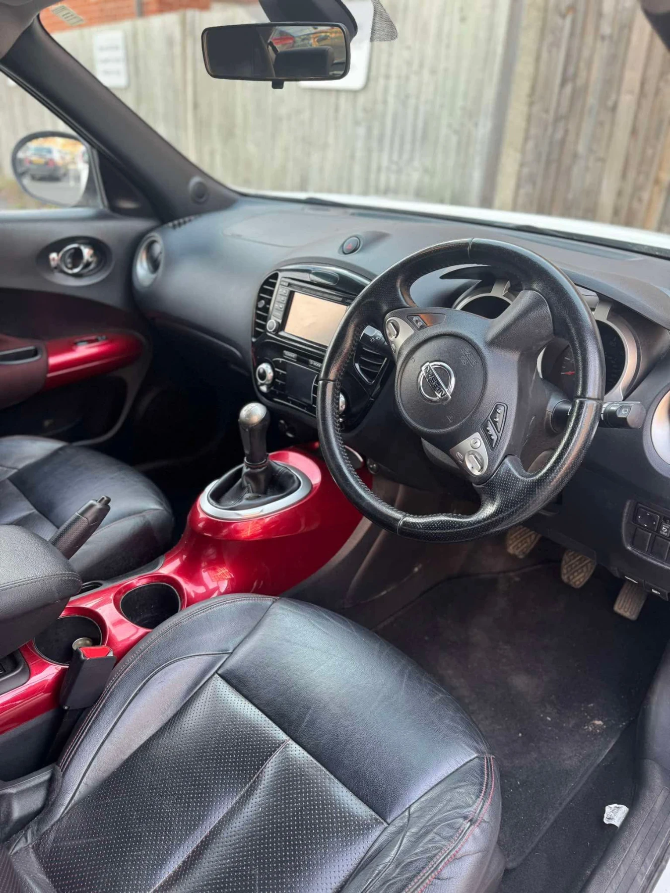 Nissan Juke Десен волан - изображение 6