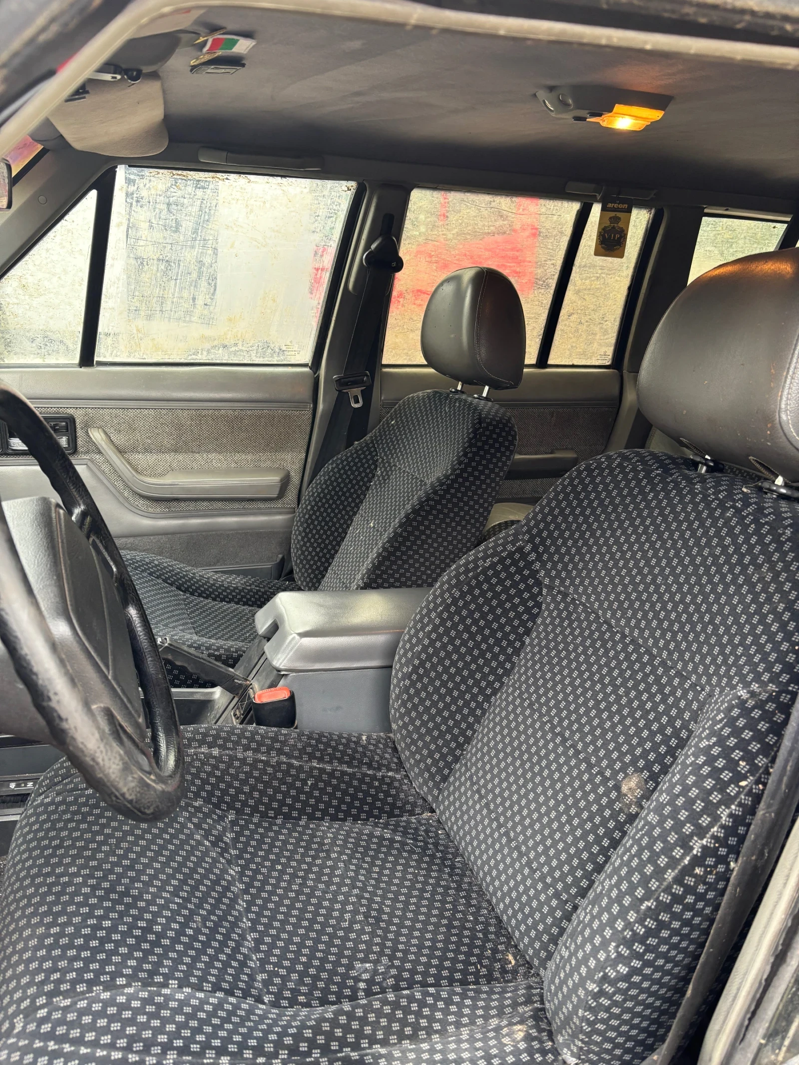 Jeep Cherokee  - изображение 10