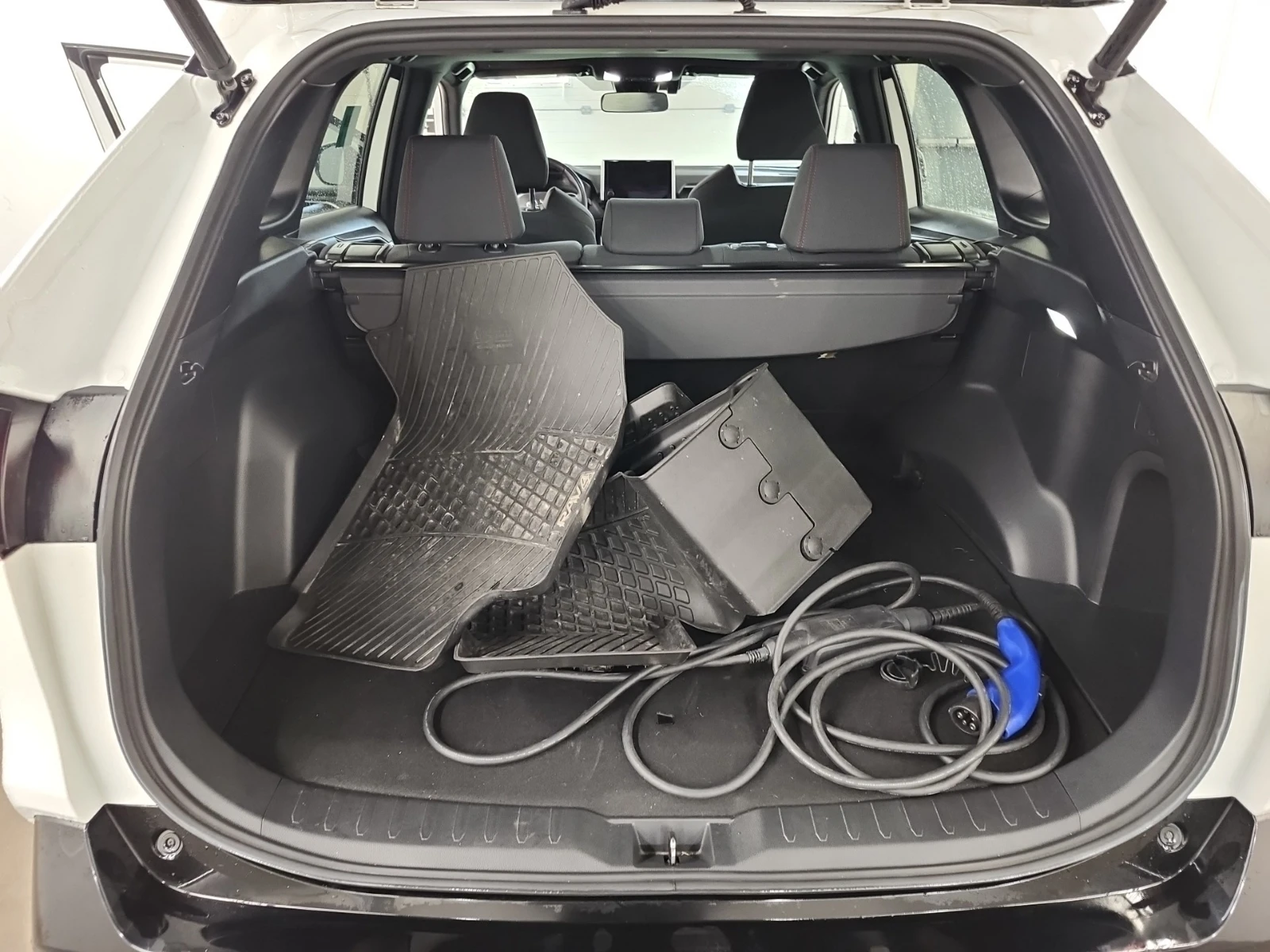 Toyota Rav4 * CARFAX * БЕЗ ПЪРВОНАЧАЛНА ВНОСКА - изображение 10