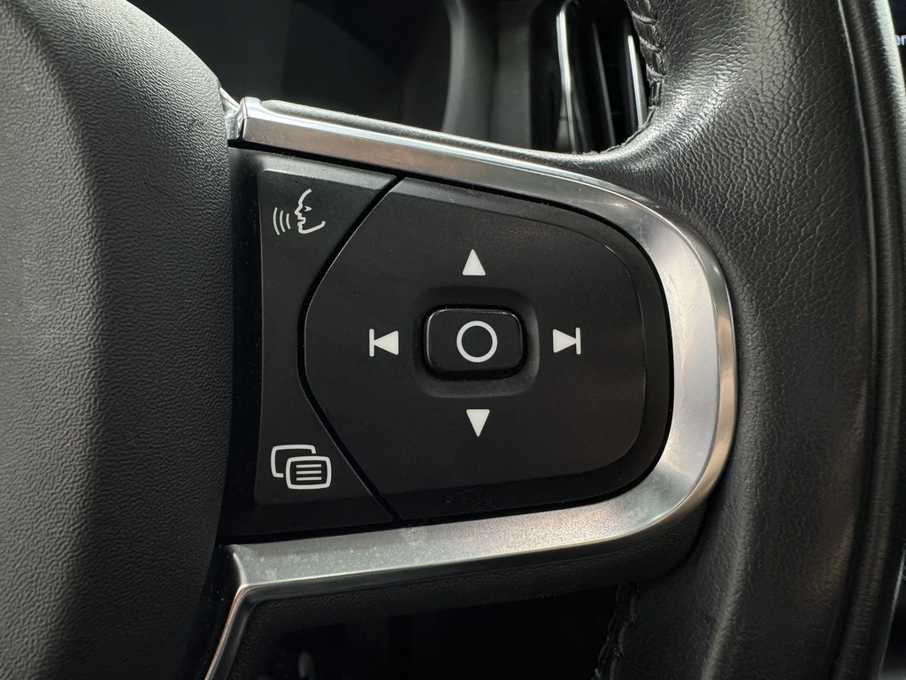 Volvo XC60  XC60 T6 MOMENTUM - изображение 7