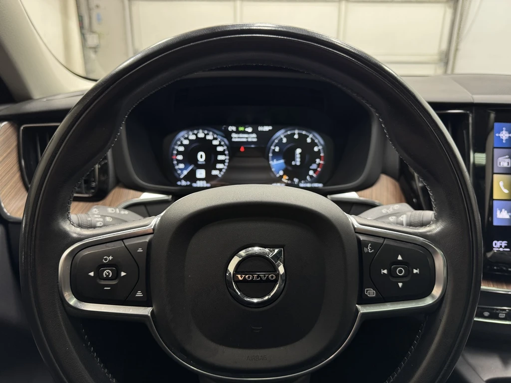 Volvo XC60  XC60 T6 MOMENTUM - изображение 8