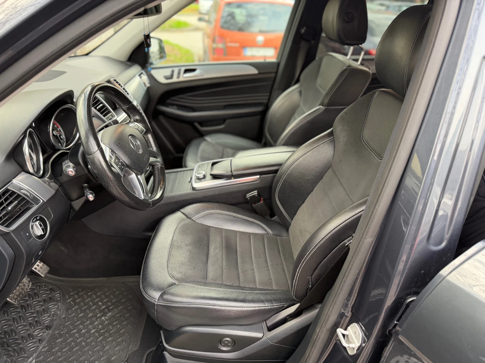 Mercedes-Benz ML 350  - изображение 8