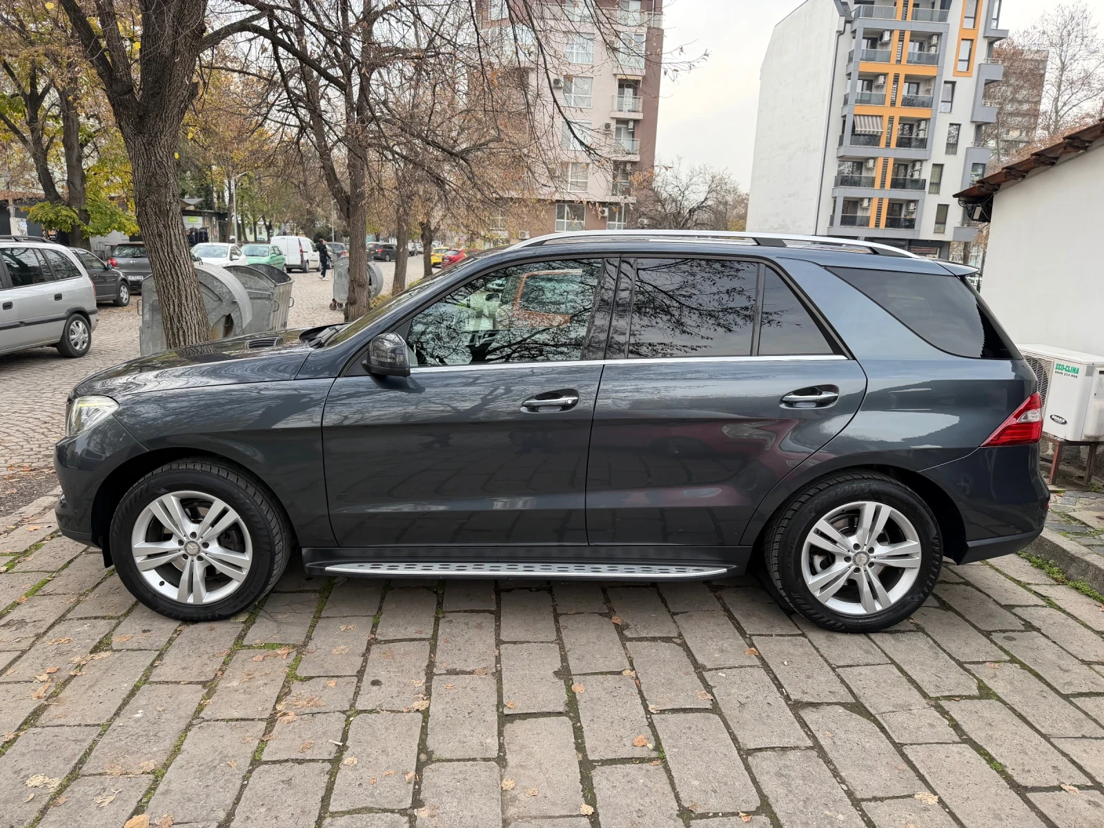 Mercedes-Benz ML 350  - изображение 2