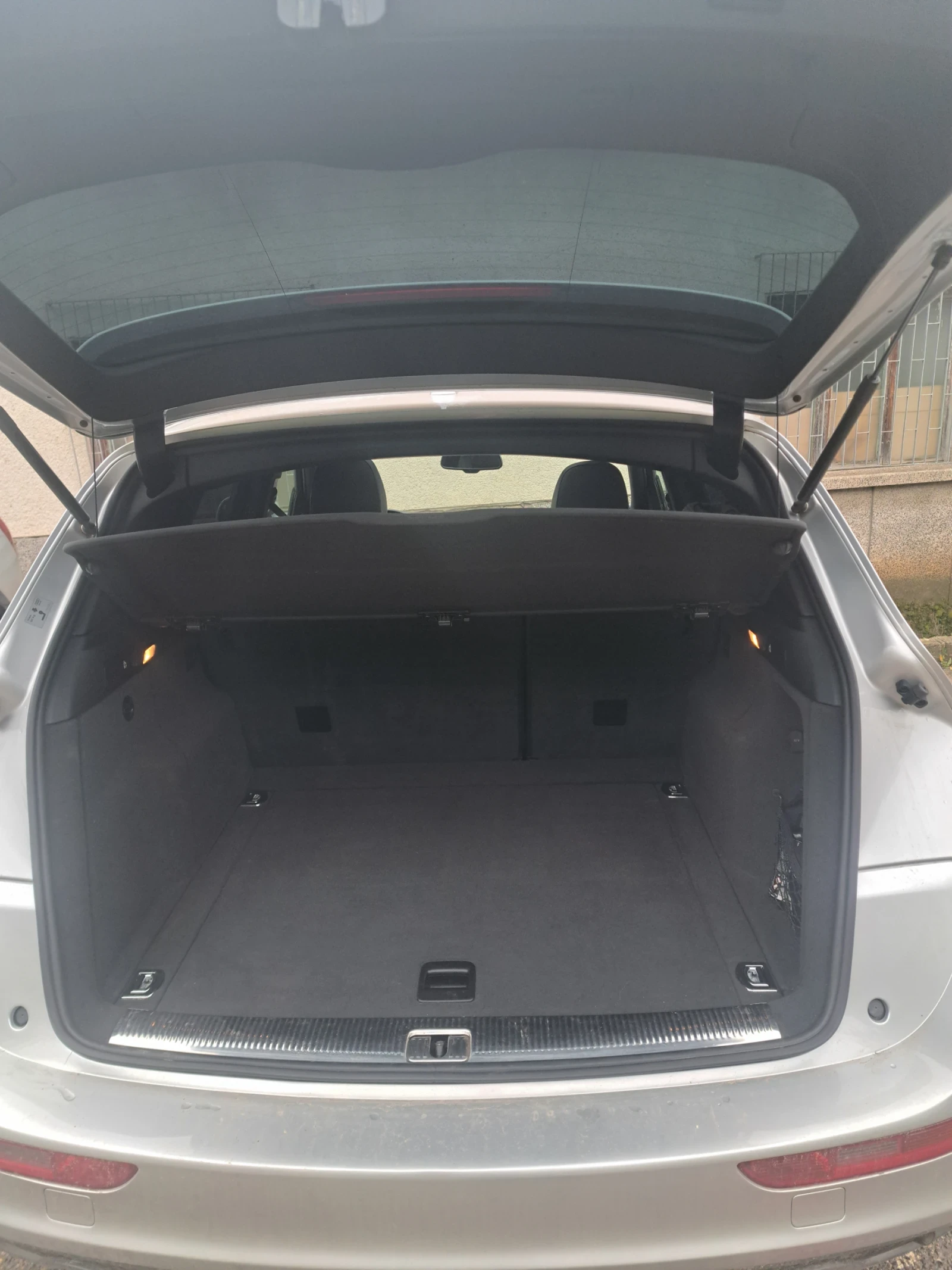 Audi Q5 3xS-LINE, снимка 9 - Автомобили и джипове - 53484298