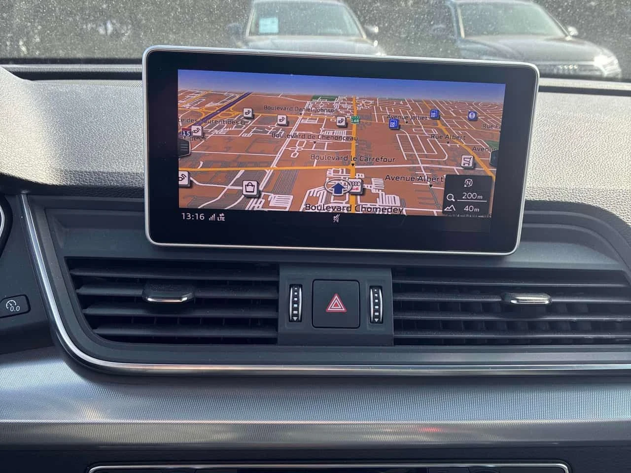 Audi Q5 Technik| DISTRONIC | 360 | ДИГИТАЛНО ТАБЛО | ПАНО - изображение 10