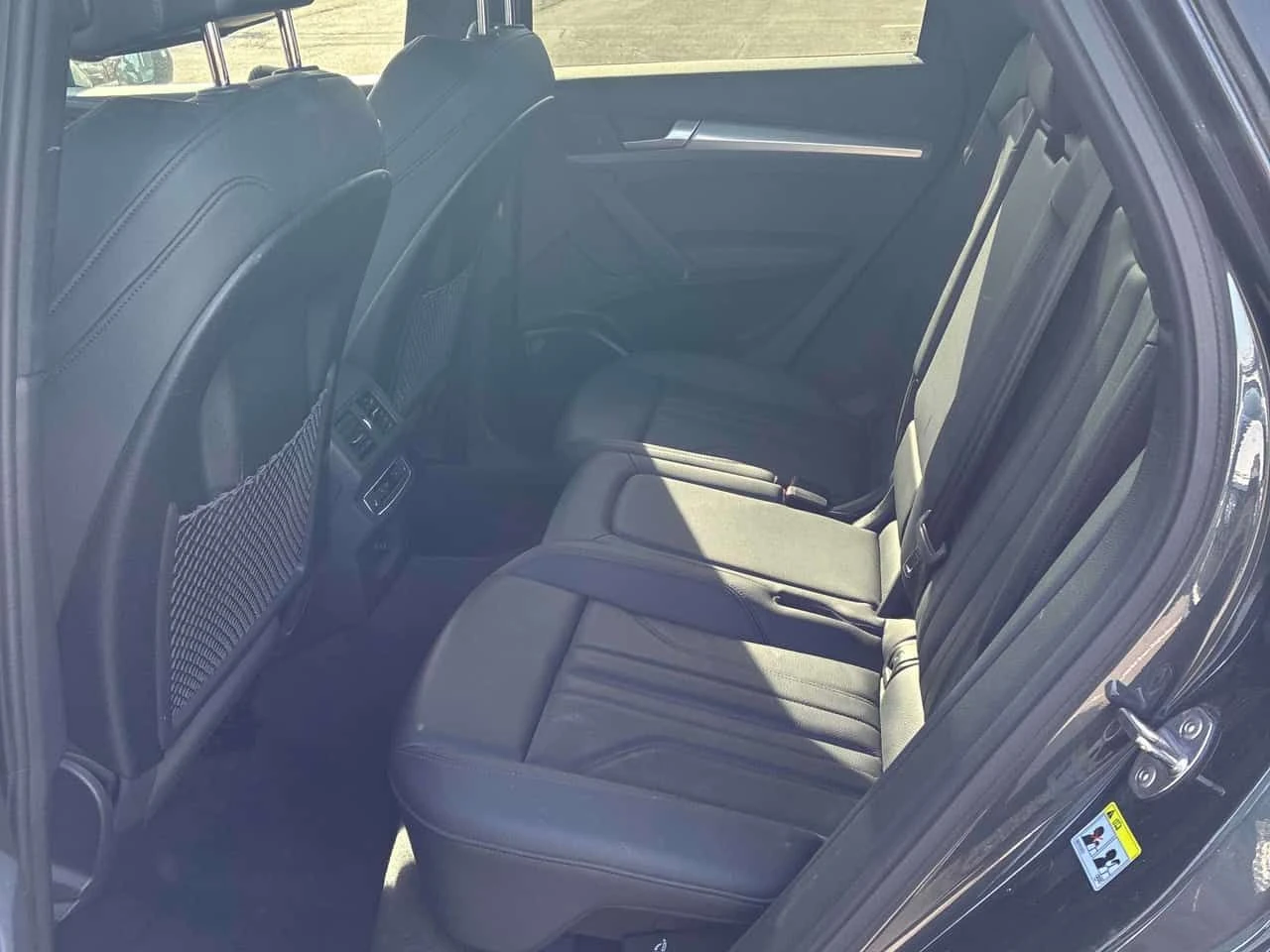 Audi Q5 Technik| DISTRONIC | 360 | ДИГИТАЛНО ТАБЛО | ПАНО, снимка 14 - Автомобили и джипове - 53741373