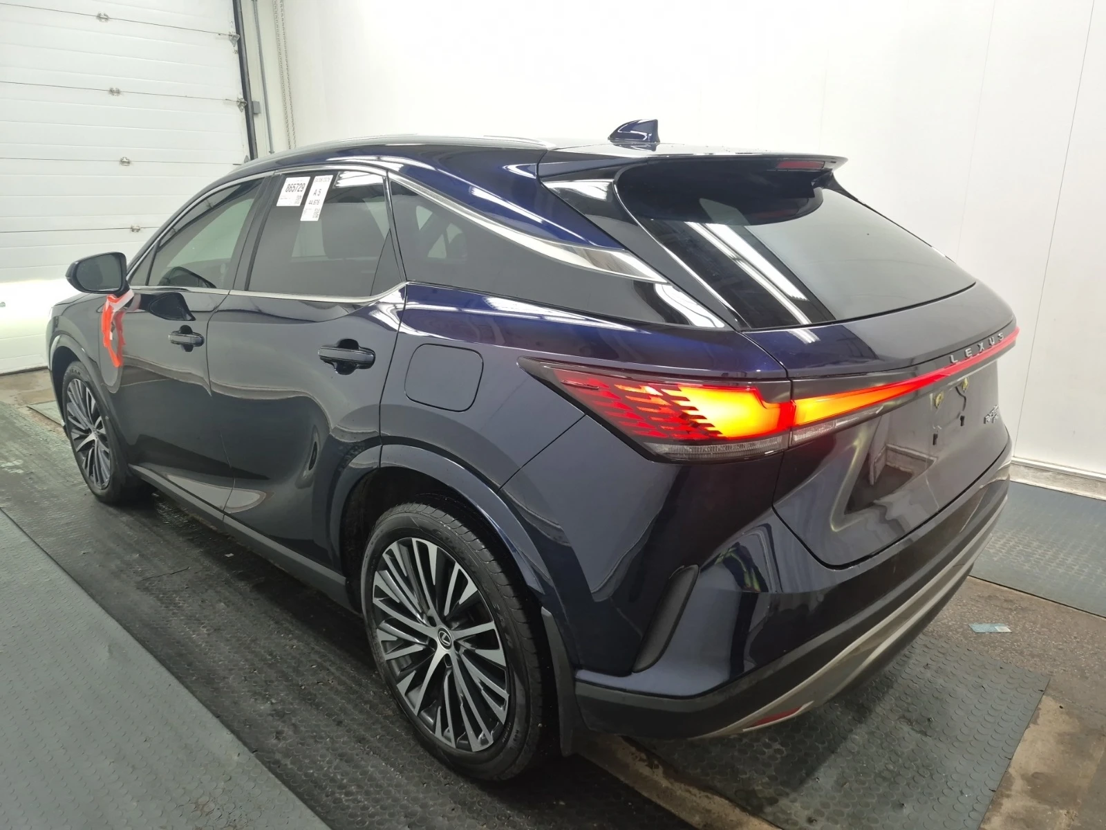 Lexus RX 350 * * CARFAX * * АВТО КРЕДИТ * * , снимка 3 - Автомобили и джипове - 54072225