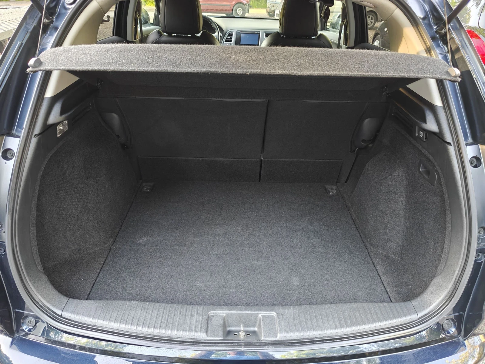 Honda Hr-v 1.5 130hp FACE, снимка 14 - Автомобили и джипове - 54670967