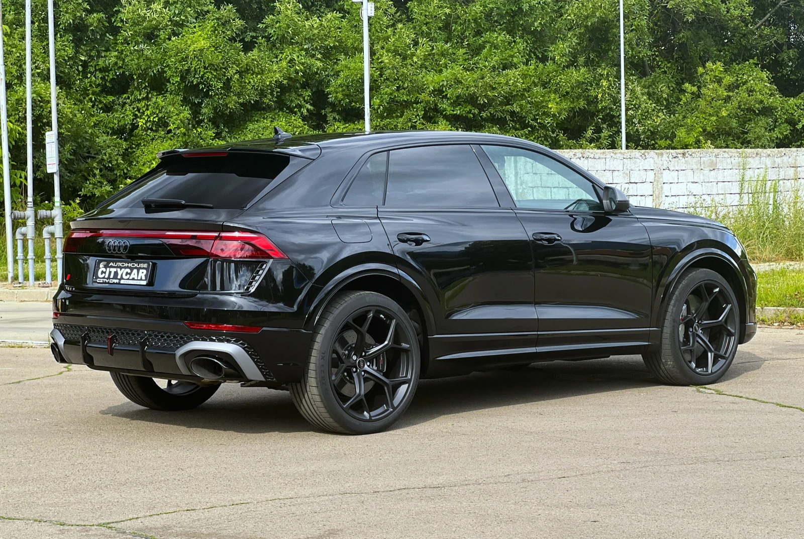 Audi RSQ8 PERFORMANCE / CERAMIC / B&O / HUD / PANO/ FACELIFT, снимка 6 - Автомобили и джипове - 55277955