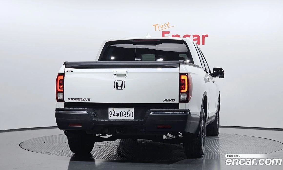 Honda Ridgeline 3.5, снимка 4 - Автомобили и джипове - 55668954