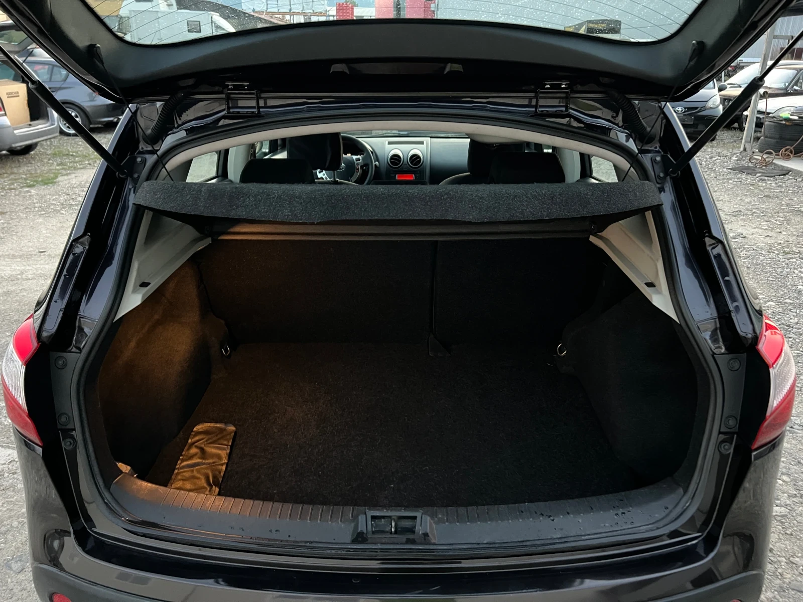 Nissan Qashqai 1.5DCI-110�.�./ ���������/ ���������� | Mobile.bg � ����������� 9