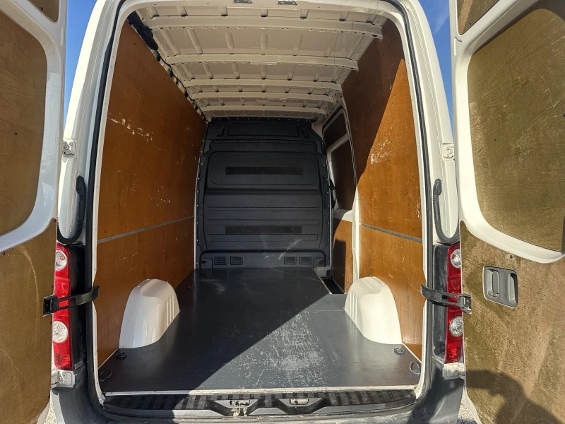 VW Crafter, снимка 9 - Бусове и автобуси - 47607308