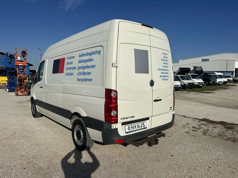 VW Crafter, снимка 8 - Бусове и автобуси - 47607308