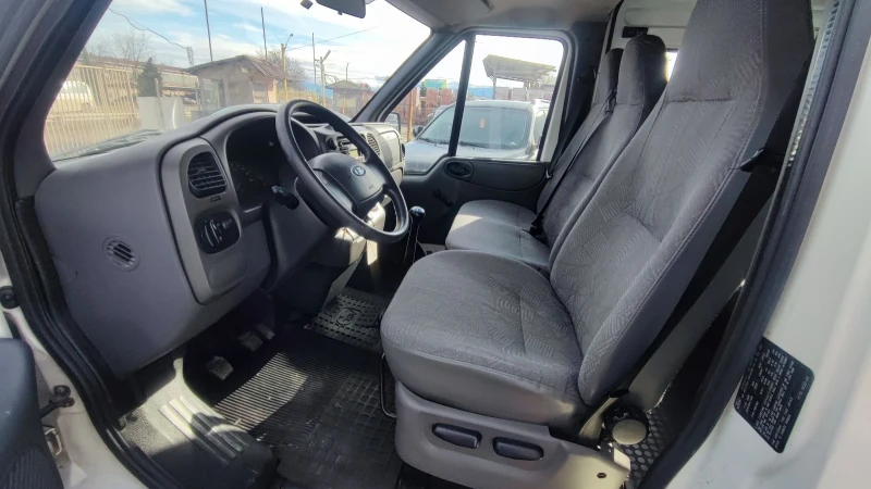 Ford Transit 90т330, снимка 5 - Бусове и автобуси - 53255630