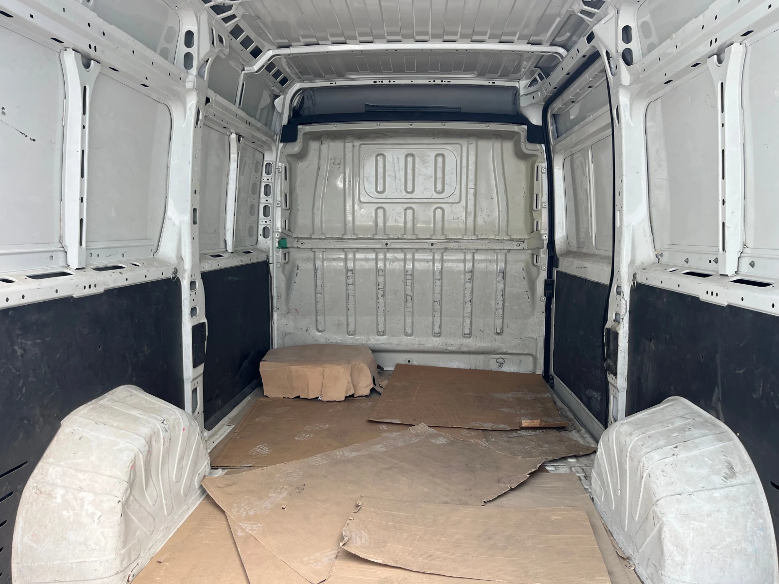 Citroen Jumper, снимка 13 - Бусове и автобуси - 56353892
