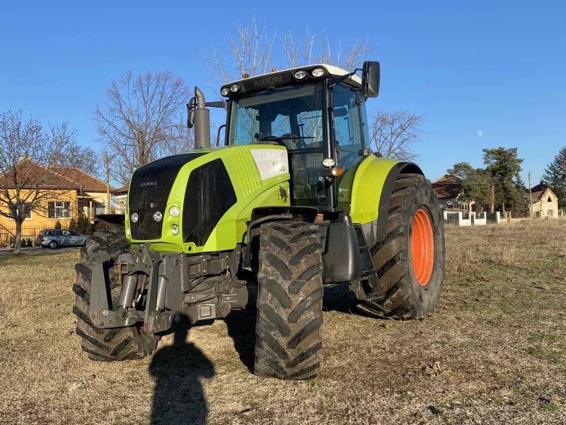 Трактор Claas AXION 810 / 100 часа от сервиз, снимка 1 - Селскостопанска техника - 48383617