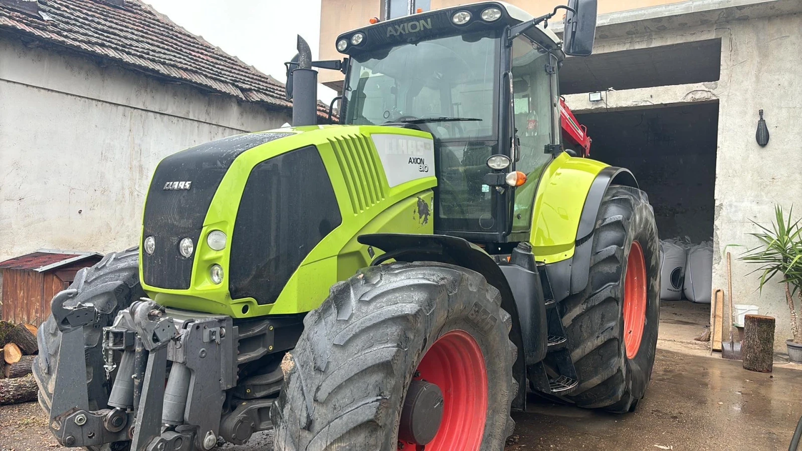 Трактор Claas AXION 810 / 100 часа от сервиз - изображение 2