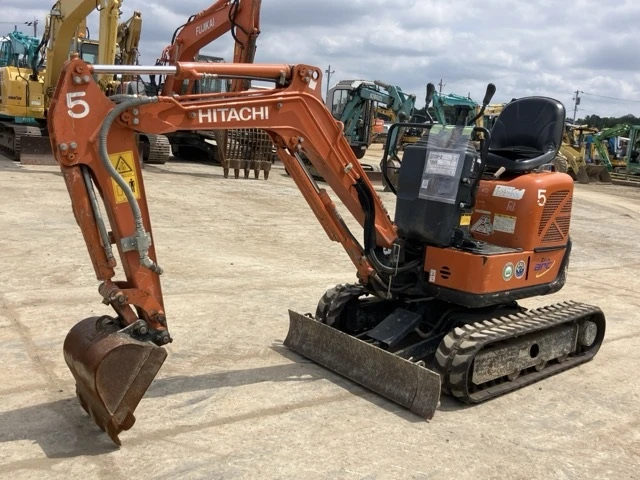 Багер Hitachi ZA10U-6 * ЛИНИЯ ЗА ЧУК * РАЗШИРЯЕМИ ВЕРИГИ * 