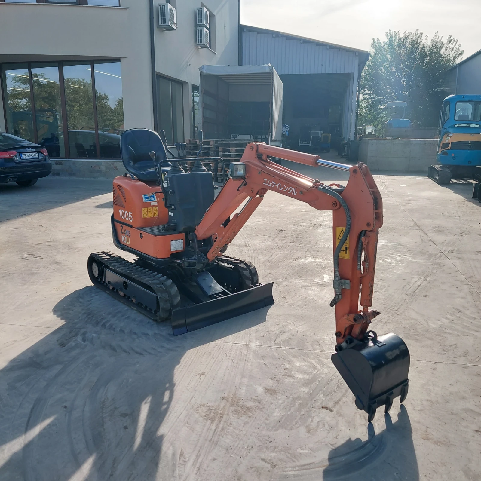 ����� Hitachi ZX10U-6 * ���������� ������ * ����� �� ��� * *  | Mobile.bg � ����������� 8