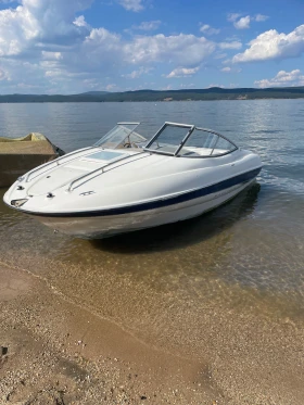 Моторна яхта Bayliner CAPRI 602, снимка 3 - Воден транспорт - 49135922