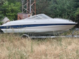 Моторна яхта Bayliner CAPRI 602, снимка 1 - Воден транспорт - 49135922