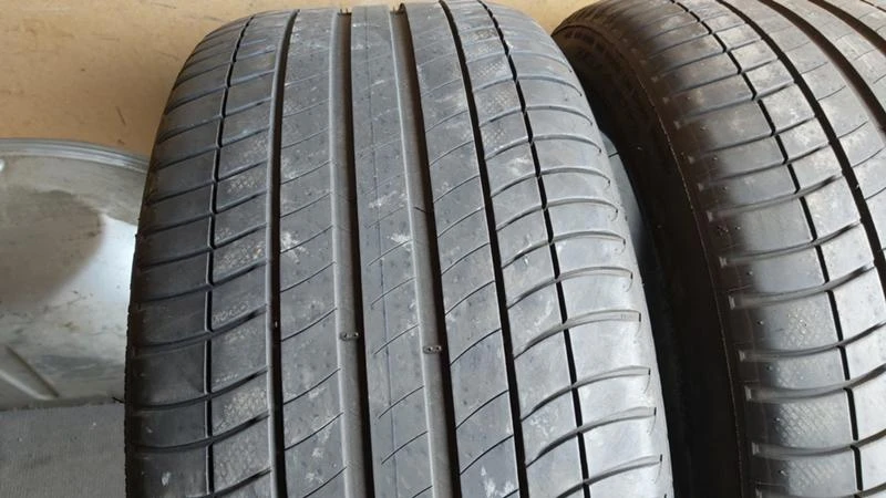 Гуми Летни 275/40R19, снимка 4 - Гуми и джанти - 28771050