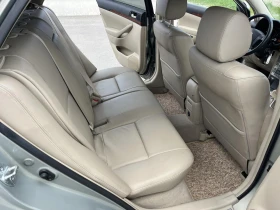 Toyota Avensis 2.4I 163кс VVTI 137 000км КАТО НОВА НАВИГАЦИЯ - 9900 лв. - 56880447 10