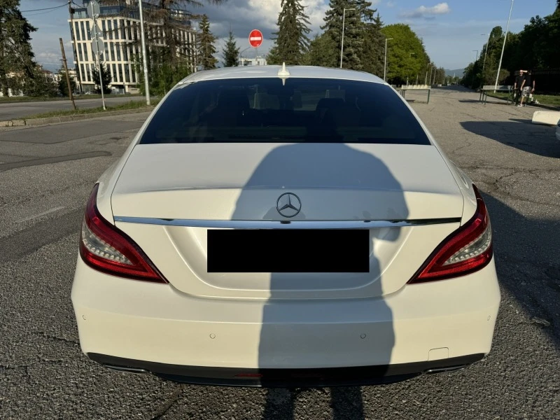 Mercedes-Benz CLS 350 AMG 4 MATIC DESIGNO, снимка 4 - Автомобили и джипове - 47640810