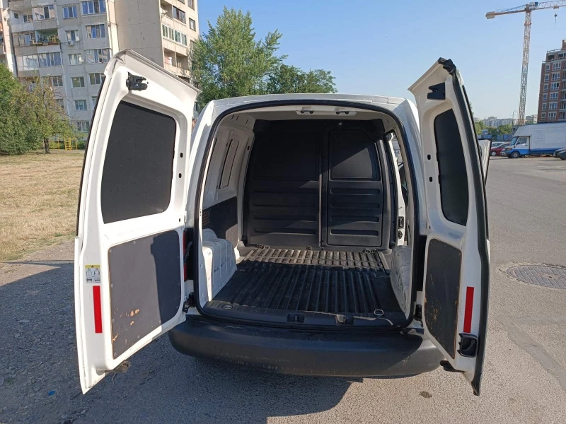 VW Caddy, снимка 6 - Автомобили и джипове - 47354286