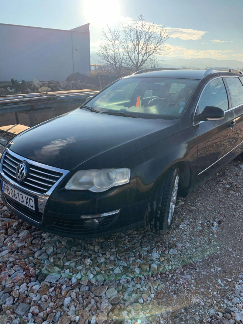 VW Passat, снимка 4 - Автомобили и джипове - 48375679