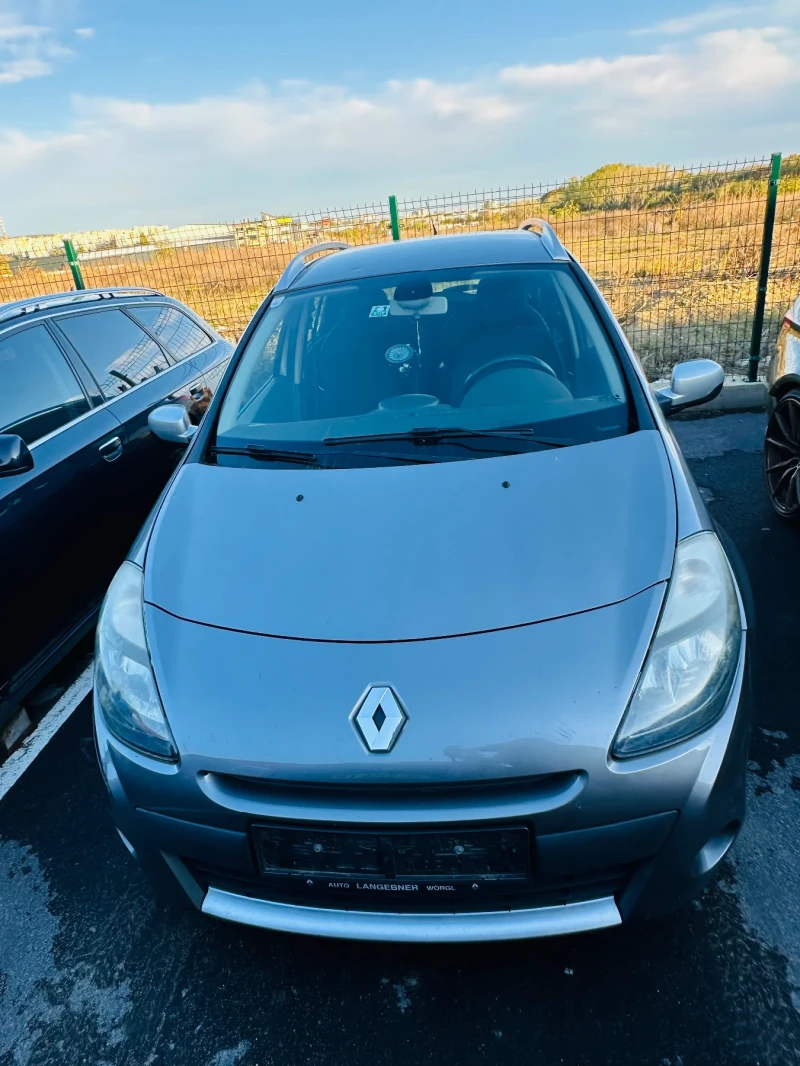 Renault Clio, снимка 2 - Автомобили и джипове - 52373986