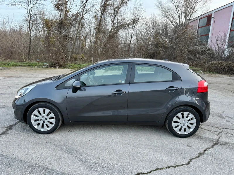 Kia Rio 1.4i AUTOMATIC , снимка 2 - Автомобили и джипове - 52841905