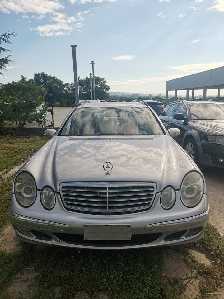 Mercedes-Benz E 270 Комби На Части, снимка 5 - Автомобили и джипове - 47850566