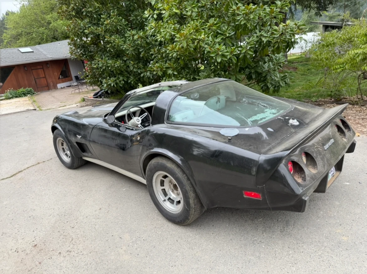 Chevrolet Corvette 5.7 25th Anniversary - изображение 3