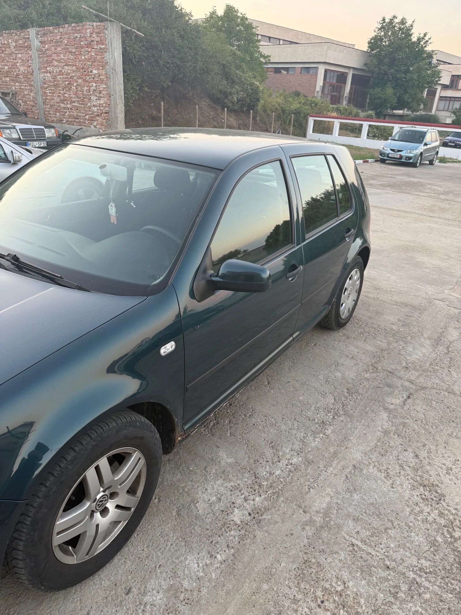 VW Golf 1.9 tdi DAVA ZA SUS NOMERATA - изображение 2