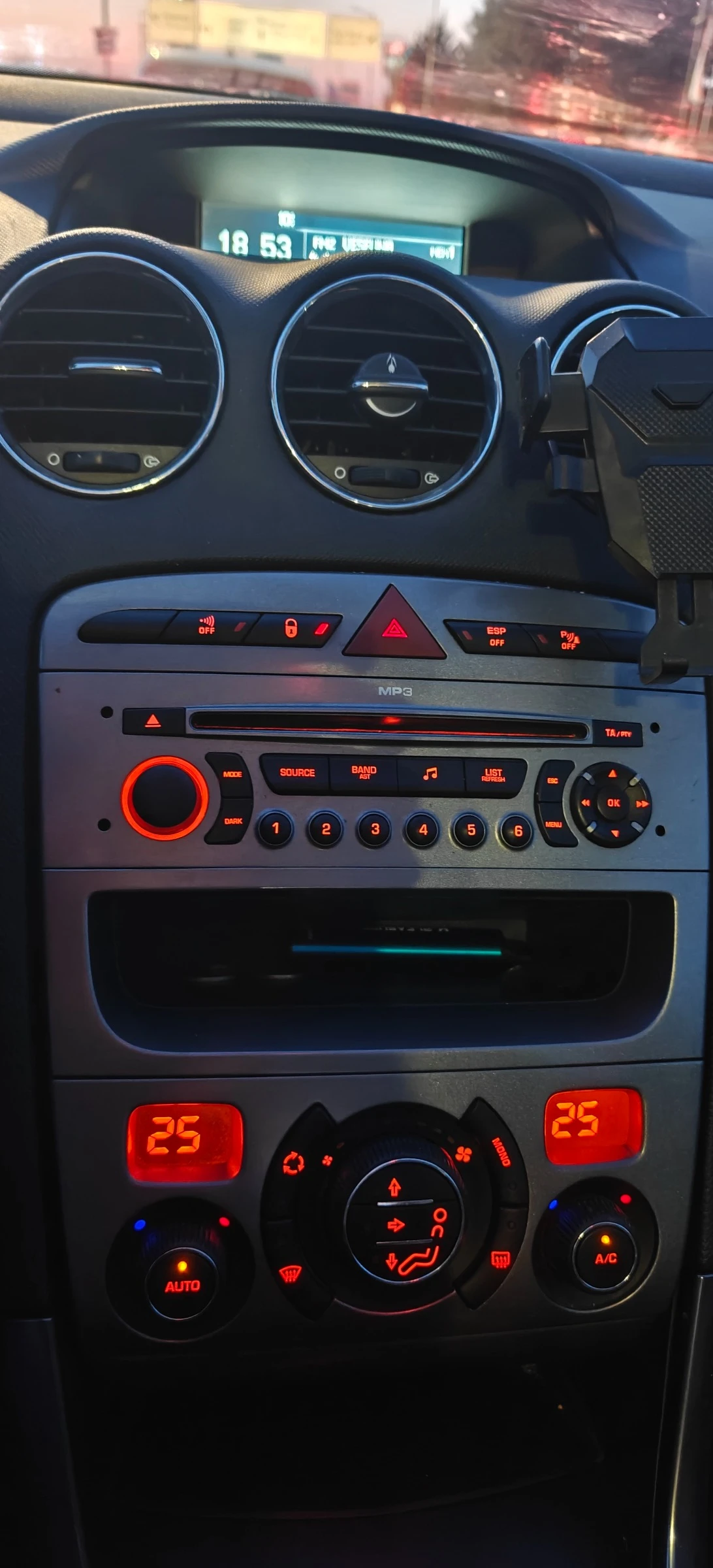 Peugeot 308, снимка 8 - Автомобили и джипове - 53854352