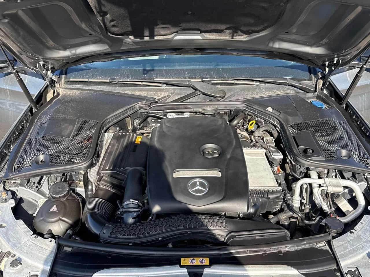 Mercedes-Benz C 300 * CARFAX * Панорама * Два ключа * , снимка 15 - Автомобили и джипове - 53965028