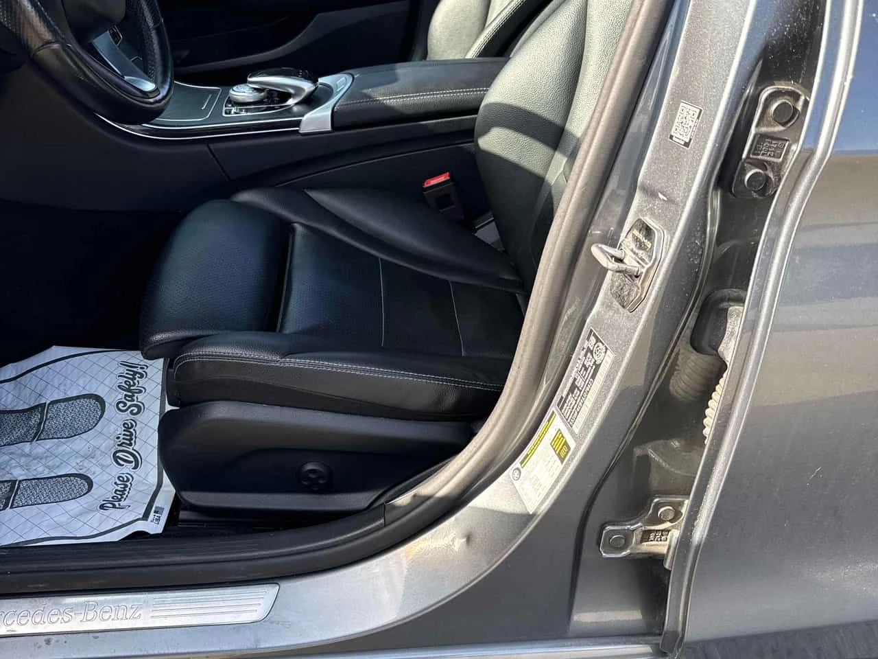 Mercedes-Benz C 300 * CARFAX * Панорама * Два ключа * , снимка 11 - Автомобили и джипове - 53965028