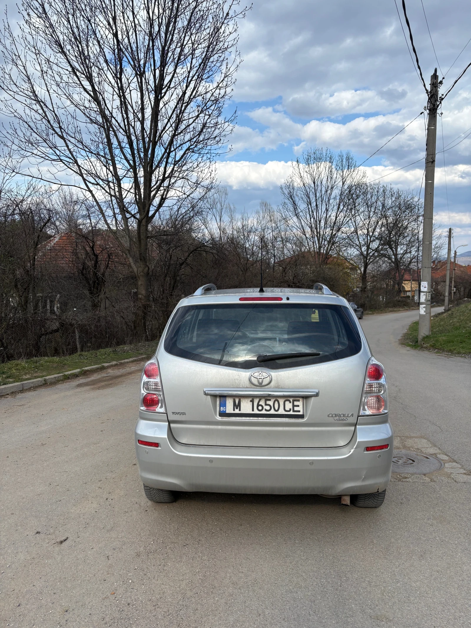Toyota Corolla verso 1.6 facelift , снимка 6 - Автомобили и джипове - 53978429
