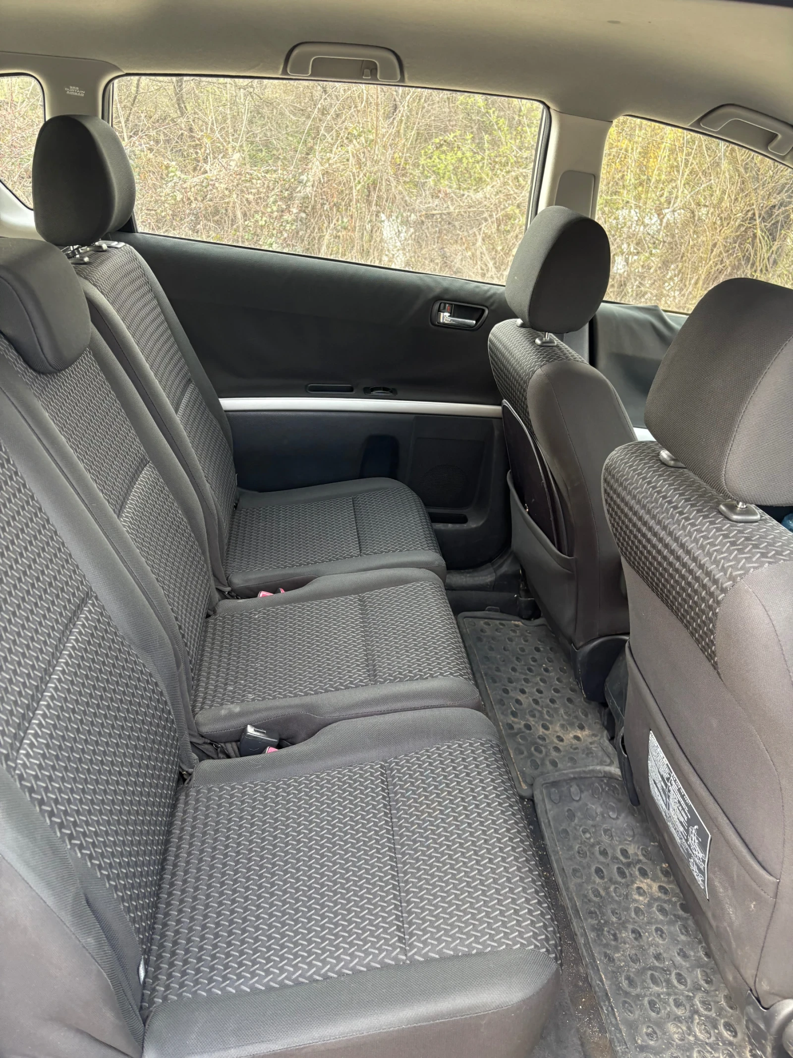 Toyota Corolla verso 1.6 facelift , снимка 12 - Автомобили и джипове - 53978429