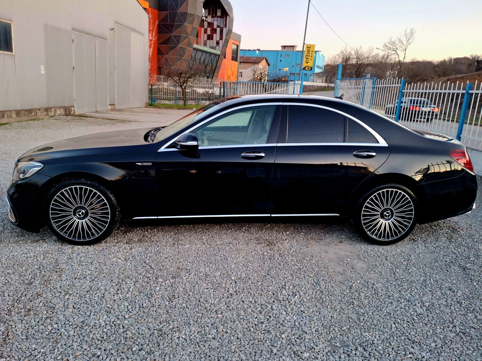 Mercedes-Benz S 350 S63 AMG PACK, снимка 3 - Автомобили и джипове - 54162849