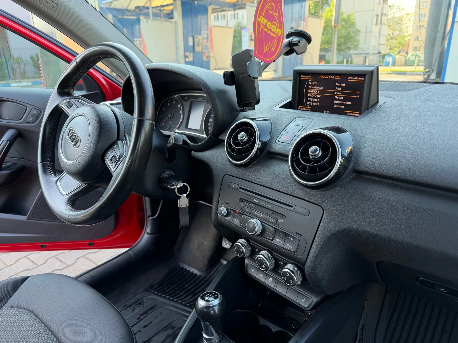 Audi A1, снимка 10 - Автомобили и джипове - 54495318