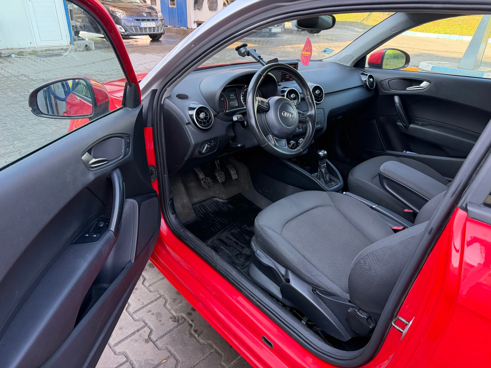 Audi A1, снимка 6 - Автомобили и джипове - 54495318